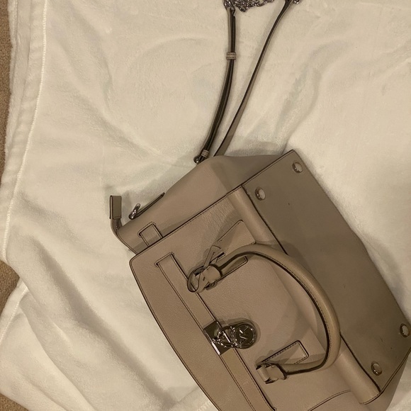 Purse - Picture 3 of 3